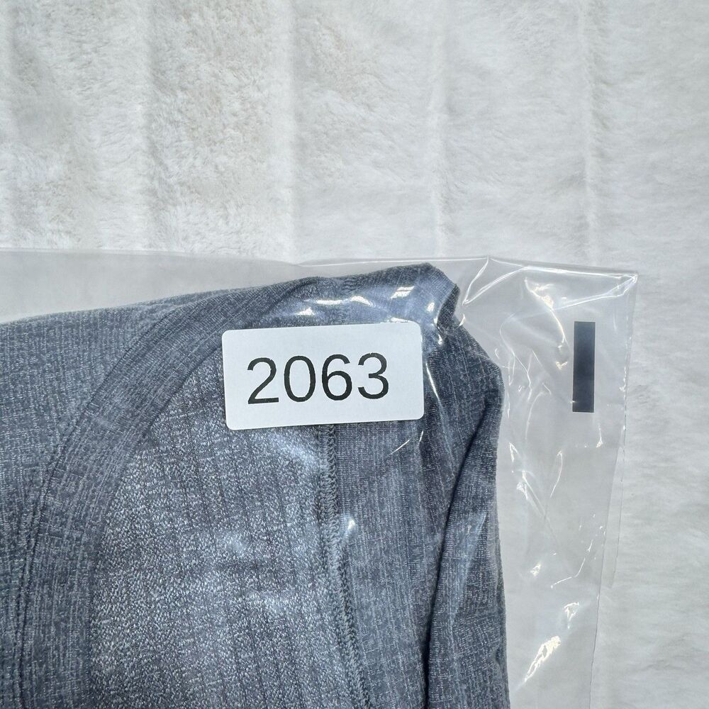 Lululemon T-Shirt Men's L Gray Running Athletic Performance Training Stretch - Picture 10 of 10
